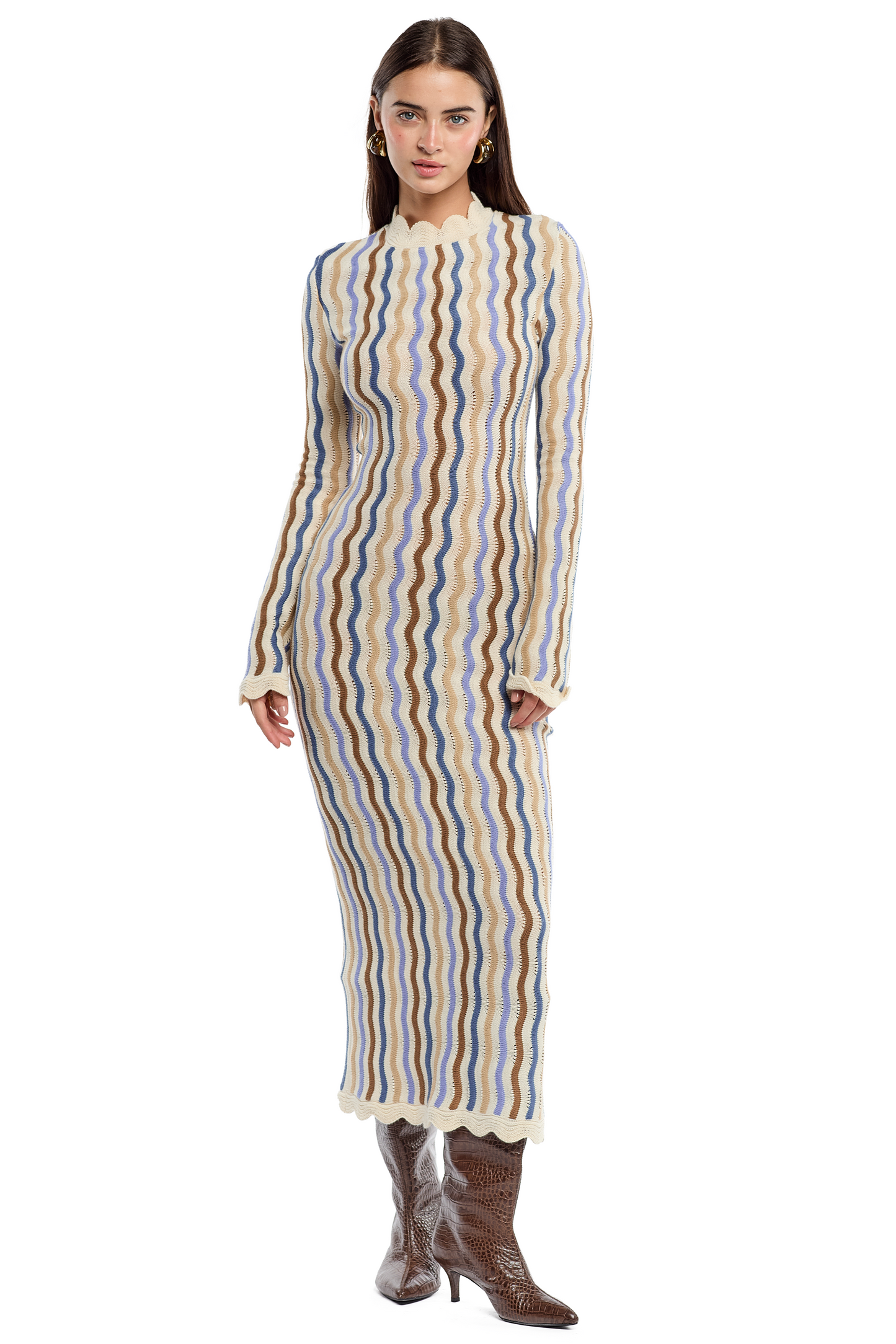 Vestido largo en tonos fríos perfecto para un look sofisticado. Perfecto para eventos especiales o una cena elegante. ¡Con Issy, siempre estarás a la moda!