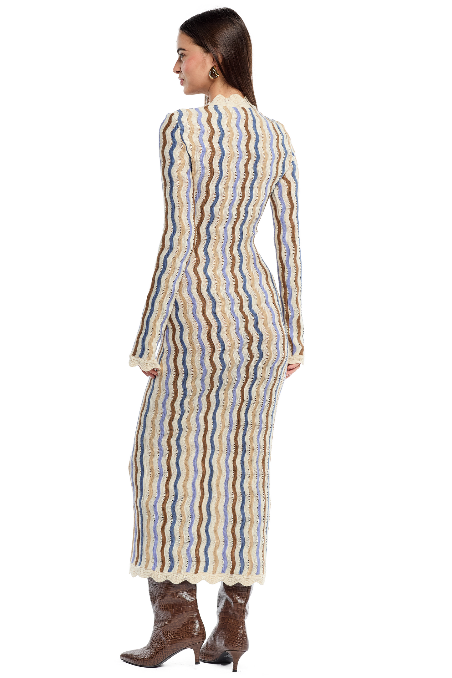 Vestido largo en tonos fríos perfecto para un look sofisticado. Perfecto para eventos especiales o una cena elegante. ¡Con Issy, siempre estarás a la moda!